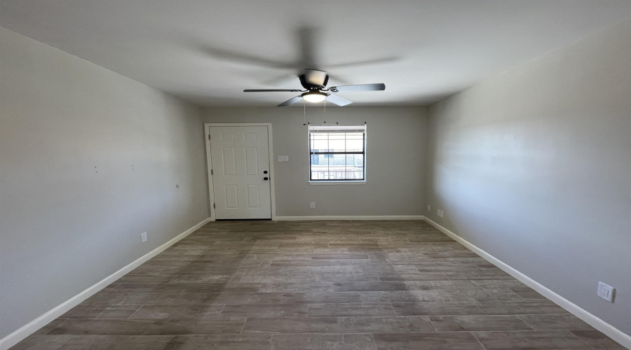 3005 E Price St, LAREDO, Texas 78043, 2 Bedrooms Bedrooms, 4 Rooms Rooms,1 BathroomBathrooms,Residential,For Rent,3005 E Price St,20254029