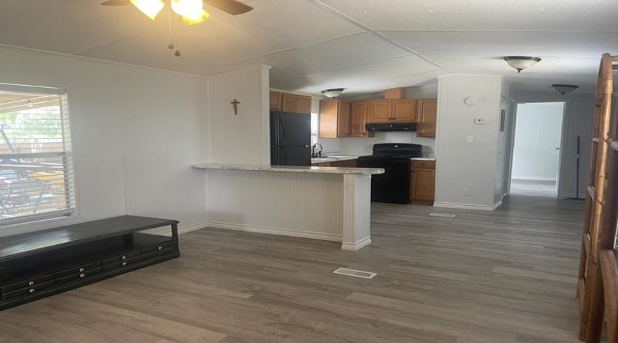 307 Muller Memorial Blvd, Laredo, Texas 78045, 2 Bedrooms Bedrooms, 4 Rooms Rooms,1 BathroomBathrooms,Residential,For Rent,307 Muller Memorial Blvd,20254031