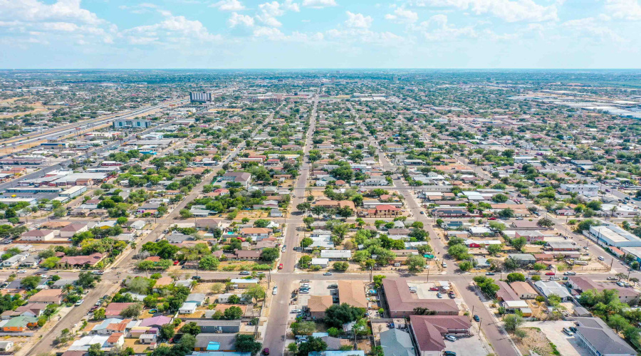 3802 Convent Ave, Laredo, Texas 78041, ,Multi-family,For Sale,3802 Convent Ave,20253979