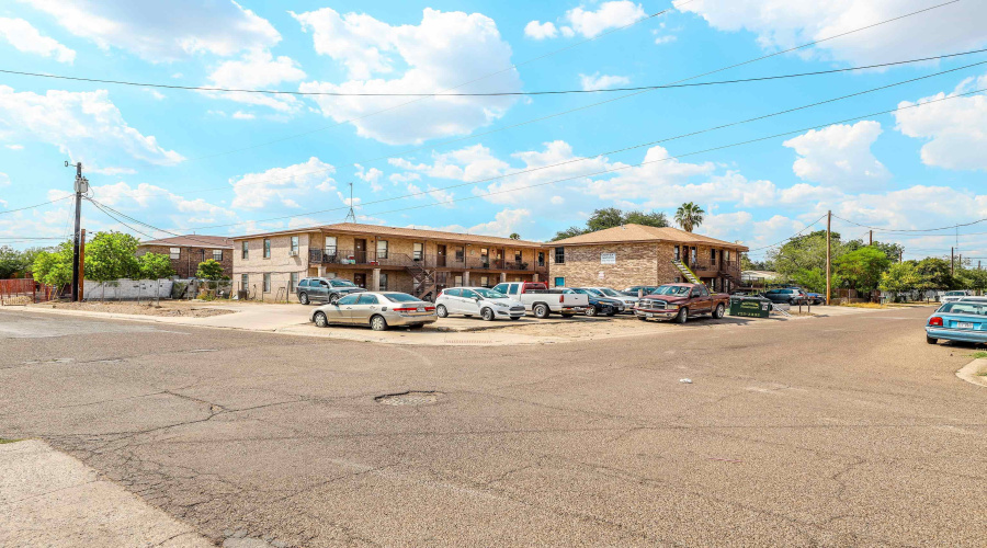 3802 Convent Ave, Laredo, Texas 78041, ,Multi-family,For Sale,3802 Convent Ave,20253979