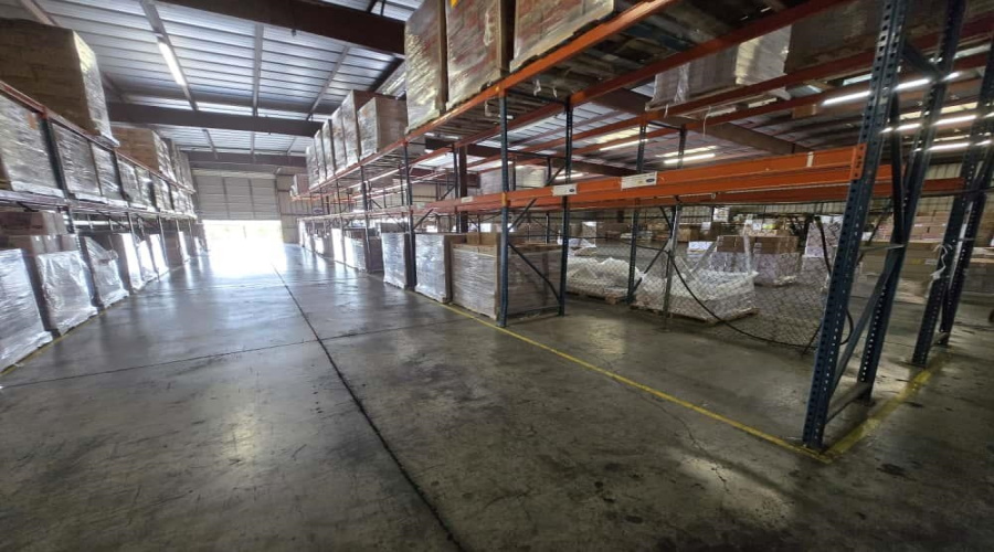 711 Enterprise St, Laredo, Texas 78045, 1 Bedroom Bedrooms, 21 Rooms Rooms,2 BathroomsBathrooms,Commercial/industrial,For Rent,711 Enterprise St,20254445