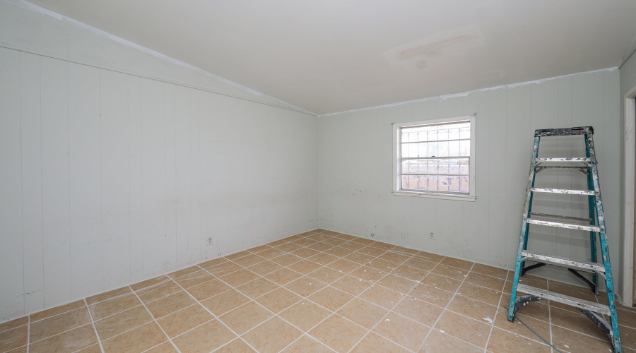 2716 E Price St, Laredo, Texas 78043, ,Multi-family,For Sale,2716 E Price St,20253988