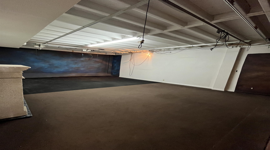 102 W Calton Rd, Laredo, Texas 78041, ,2 BathroomsBathrooms,Commercial retail/office,For Sale,102 W Calton Rd,20253993