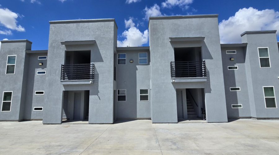 2103 Napoleon St, Laredo, Texas 78043, ,Multi-family,For Sale,2103 Napoleon St,20254128