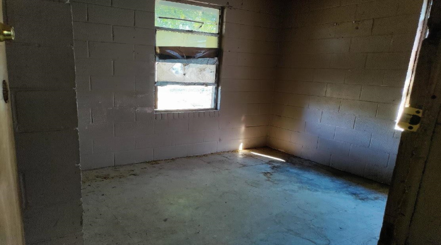 1720 S Meadow Ave, Laredo, Texas 78046, ,Multi-family,For Sale,1720 S Meadow Ave,20254130