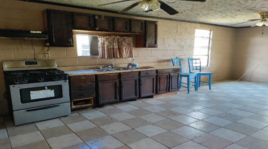 1720 S Meadow Ave, Laredo, Texas 78046, ,Multi-family,For Sale,1720 S Meadow Ave,20254130