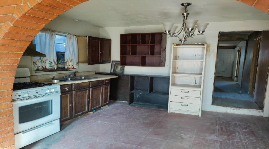 1720 S Meadow Ave, Laredo, Texas 78046, ,Multi-family,For Sale,1720 S Meadow Ave,20254130