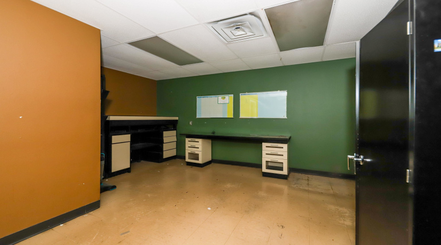 12153 Valliant St., San Antonio, Texas 78216, 1 Bedroom Bedrooms, ,4 BathroomsBathrooms,Commercial/industrial,For Rent,12153 Valliant St.,20254513