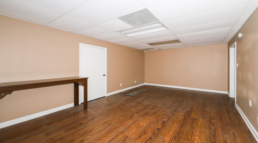 12153 Valliant St., San Antonio, Texas 78216, 1 Bedroom Bedrooms, ,4 BathroomsBathrooms,Commercial/industrial,For Rent,12153 Valliant St.,20254513