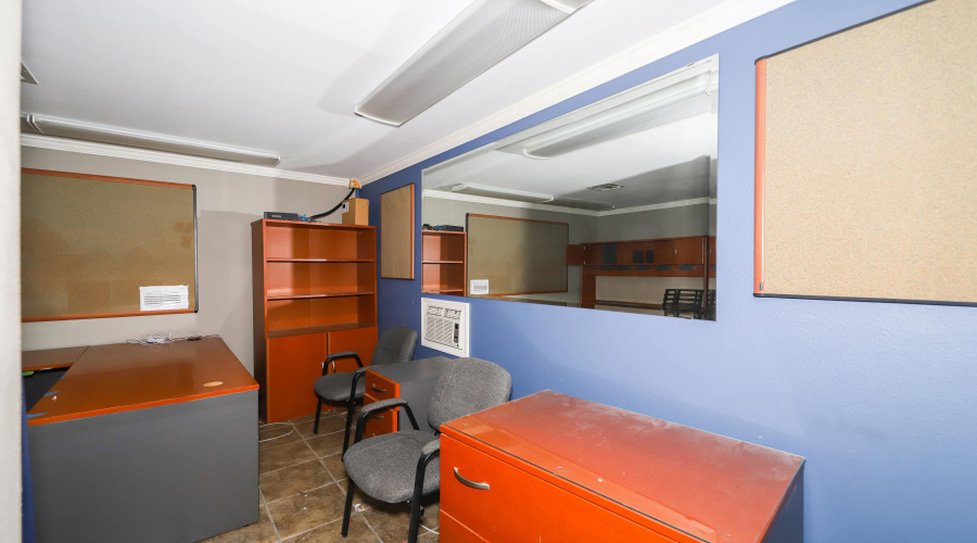 12153 Valliant St., San Antonio, Texas 78216, 1 Bedroom Bedrooms, ,4 BathroomsBathrooms,Commercial/industrial,For Rent,12153 Valliant St.,20254513