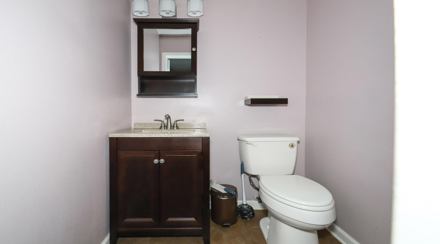 12153 Valliant St., San Antonio, Texas 78216, 1 Bedroom Bedrooms, ,4 BathroomsBathrooms,Commercial/industrial,For Rent,12153 Valliant St.,20254513