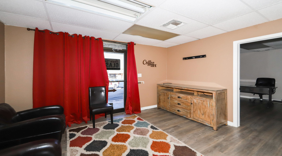 12153 Valliant St., San Antonio, Texas 78216, 1 Bedroom Bedrooms, ,4 BathroomsBathrooms,Commercial/industrial,For Rent,12153 Valliant St.,20254513