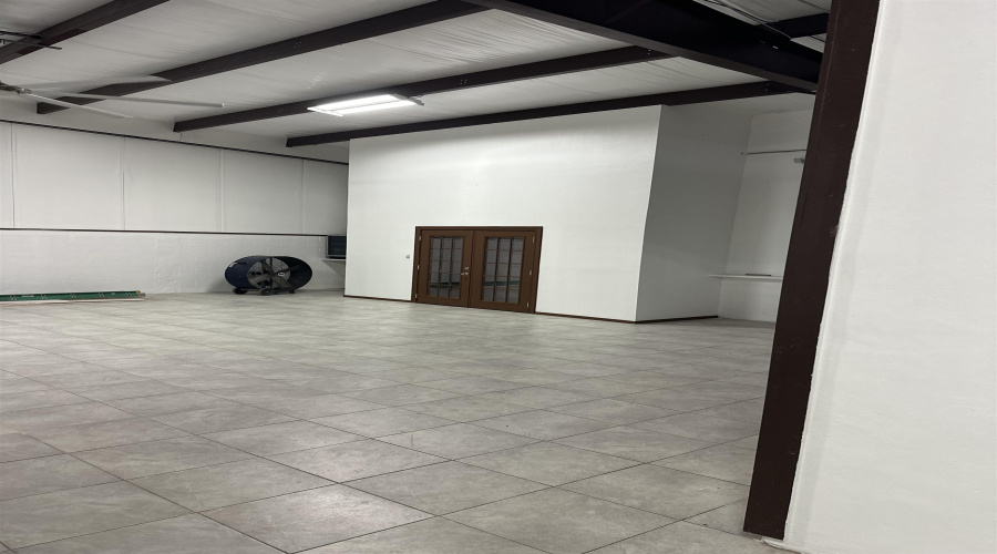 2219 Blaine St, LAREDO, Texas 78046, 1 Room Rooms,1 BathroomBathrooms,Commercial retail/office,For Rent,2219 Blaine St,20254127