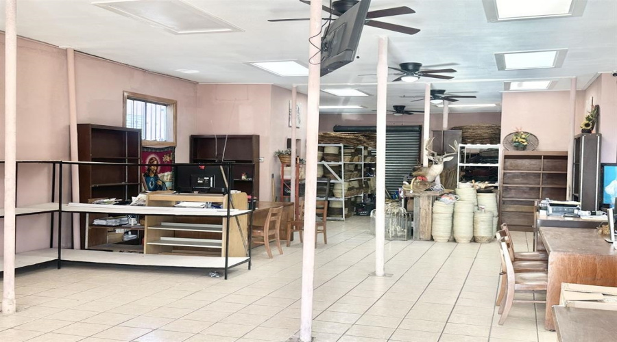 3713 San Bernardo Ave, Laredo, Texas 78041, ,3 BathroomsBathrooms,Commercial retail/office,For Sale,3713 San Bernardo Ave,20254171
