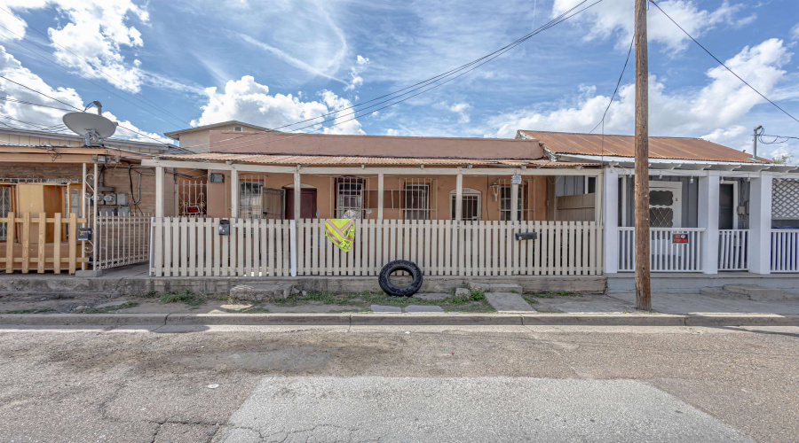 1701 Lincoln St, LAREDO, Texas 78040, ,Multi-family,For Sale,1701 Lincoln St,20254178