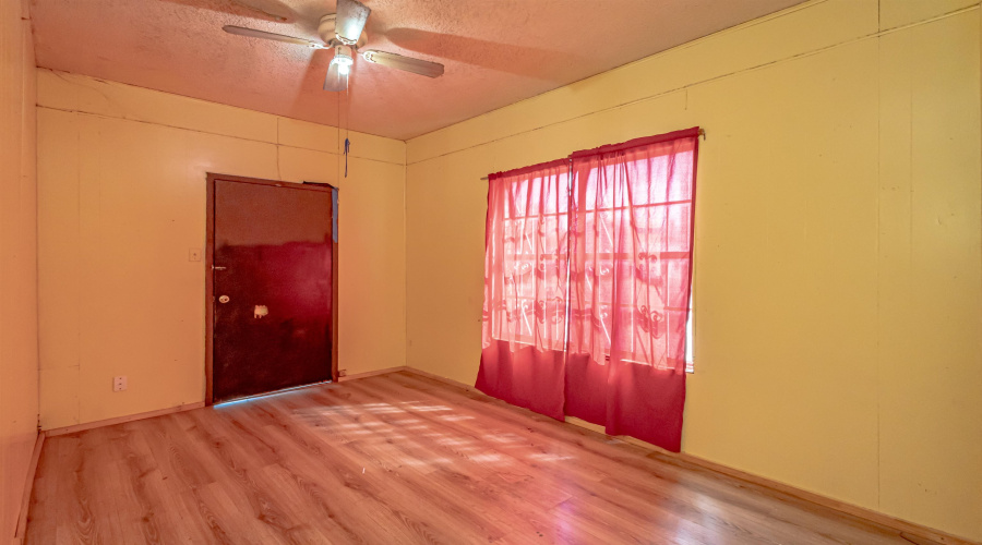 1701 Lincoln St, LAREDO, Texas 78040, ,Multi-family,For Sale,1701 Lincoln St,20254178