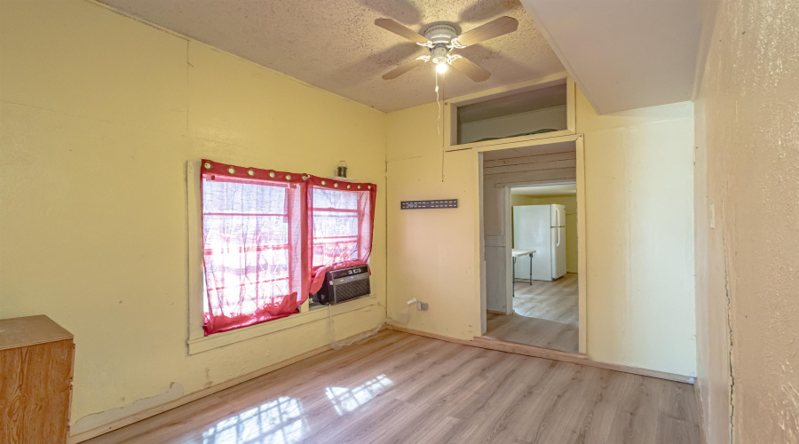 1701 Lincoln St, LAREDO, Texas 78040, ,Multi-family,For Sale,1701 Lincoln St,20254178