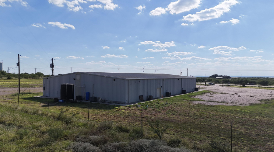 5029 S U.S. Hwy 83, FALCON, Texas 78564, 1 Bedroom Bedrooms, 51 Rooms Rooms,4 BathroomsBathrooms,Commercial/industrial,For Sale,5029 S U.S. Hwy 83,20254526