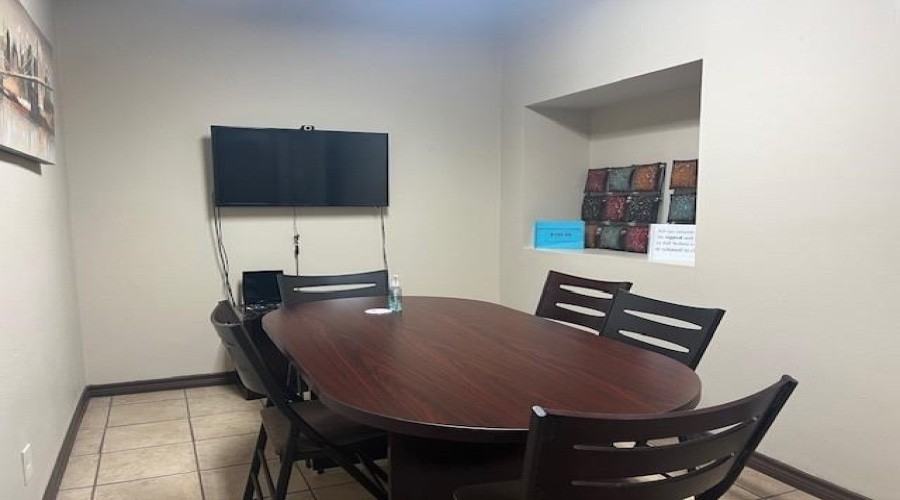 5517 McPherson Rd, LAREDO, Texas 78045-0000, 1 Room Rooms,1 BathroomBathrooms,Commercial retail/office,For Rent,5517 McPherson Rd,20254175