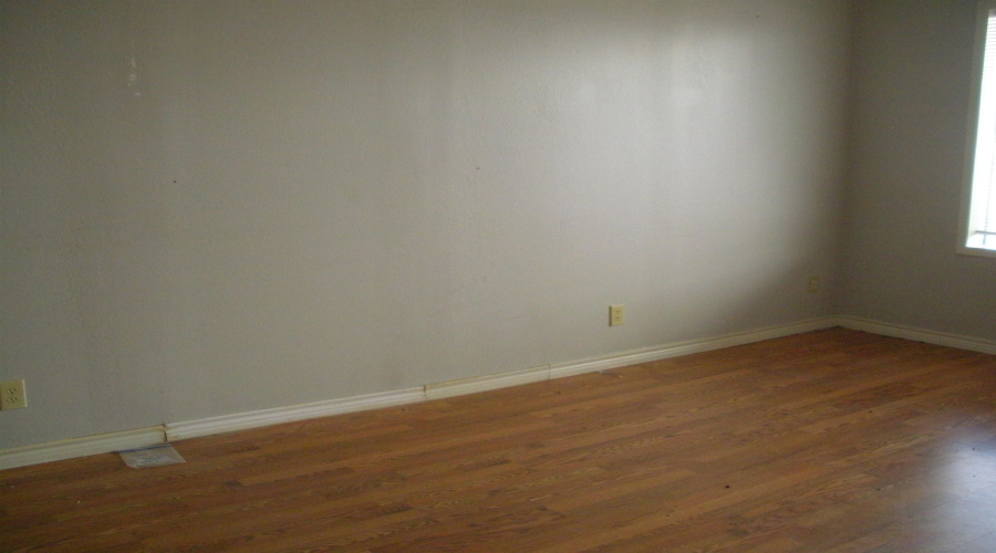 1505 Calle Del Norte, Laredo, Texas 78041, 1 Room Rooms,1 BathroomBathrooms,Commercial retail/office,For Rent,1505 Calle Del Norte,20254177