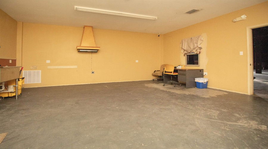 5023 S U.S. Hwy 83, FALCON, Texas 78564, 1 Bedroom Bedrooms, 51 Rooms Rooms,4 BathroomsBathrooms,Commercial/industrial,For Sale,5023 S U.S. Hwy 83,20254547