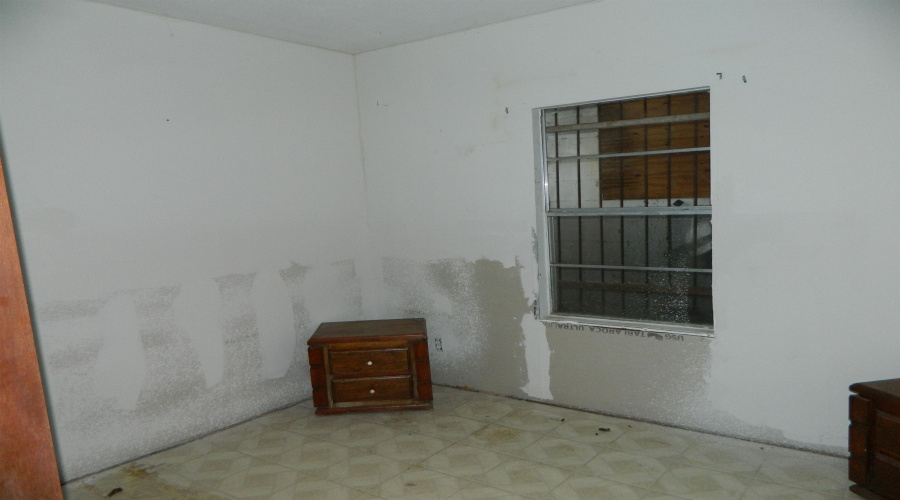 1619 Convent Ave, Laredo, Texas 78040, ,Multi-family,For Sale,1619 Convent Ave,20254522
