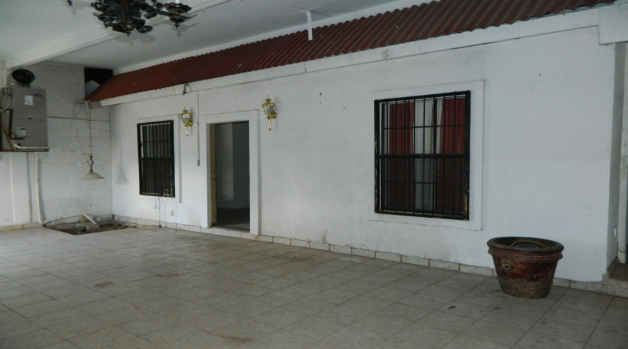 1619 Convent Ave, Laredo, Texas 78040, ,Multi-family,For Sale,1619 Convent Ave,20254522