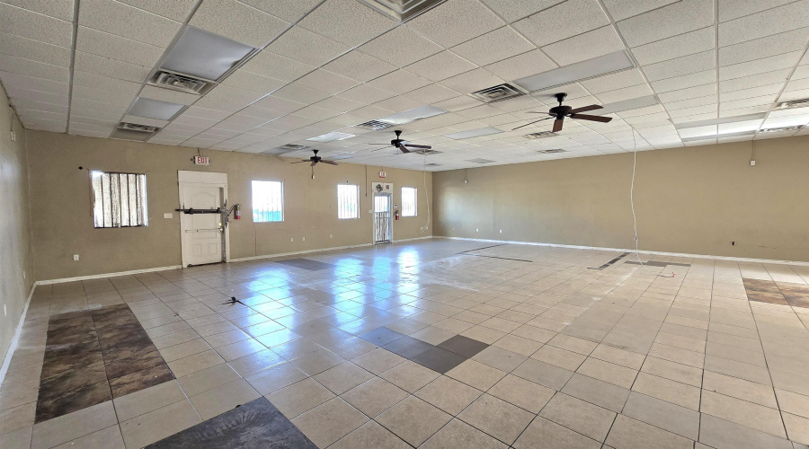 4415 U.S. Hwy 359, Laredo, Texas 78043, ,2 BathroomsBathrooms,Commercial retail/office,For Rent,4415 U.S. Hwy 359,20254285