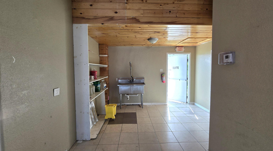 4415 U.S. Hwy 359, Laredo, Texas 78043, ,2 BathroomsBathrooms,Commercial retail/office,For Rent,4415 U.S. Hwy 359,20254285