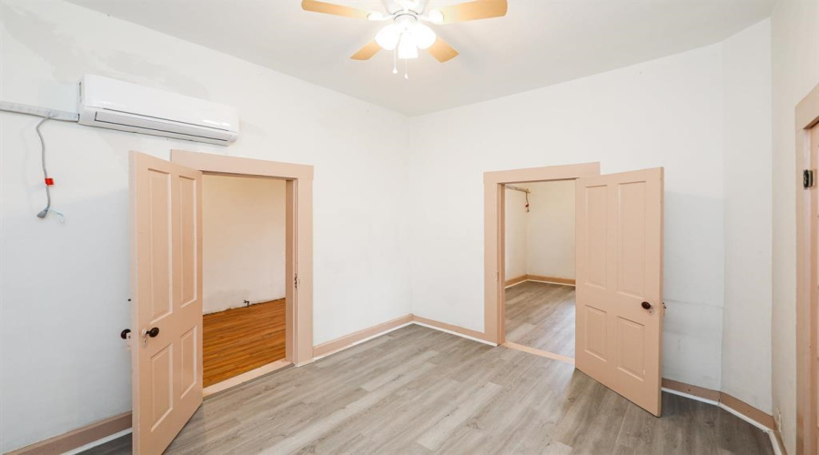 1517 Garcia St, LAREDO, Texas 78040, ,Multi-family,For Sale,1517 Garcia St,20254552