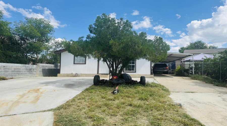 4701 Valero Ct, Laredo, Texas 78046, ,Multi-family,For Sale,4701 Valero Ct,20254569