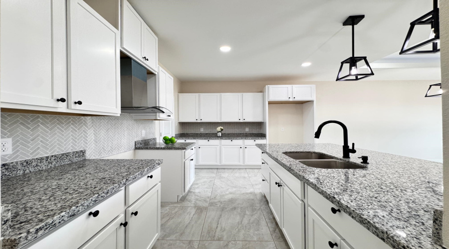 6709 El Freno, LAREDO, Texas 78046, 3 Bedrooms Bedrooms, 5 Rooms Rooms,2 BathroomsBathrooms,Residential,For Sale,6709 El Freno,20254324