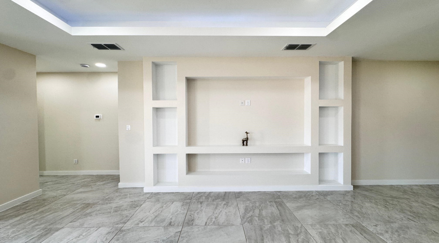 6709 El Freno, LAREDO, Texas 78046, 3 Bedrooms Bedrooms, 5 Rooms Rooms,2 BathroomsBathrooms,Residential,For Sale,6709 El Freno,20254324