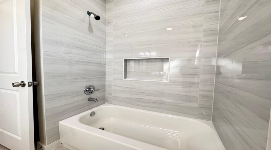 6709 El Freno, LAREDO, Texas 78046, 3 Bedrooms Bedrooms, 5 Rooms Rooms,2 BathroomsBathrooms,Residential,For Sale,6709 El Freno,20254324