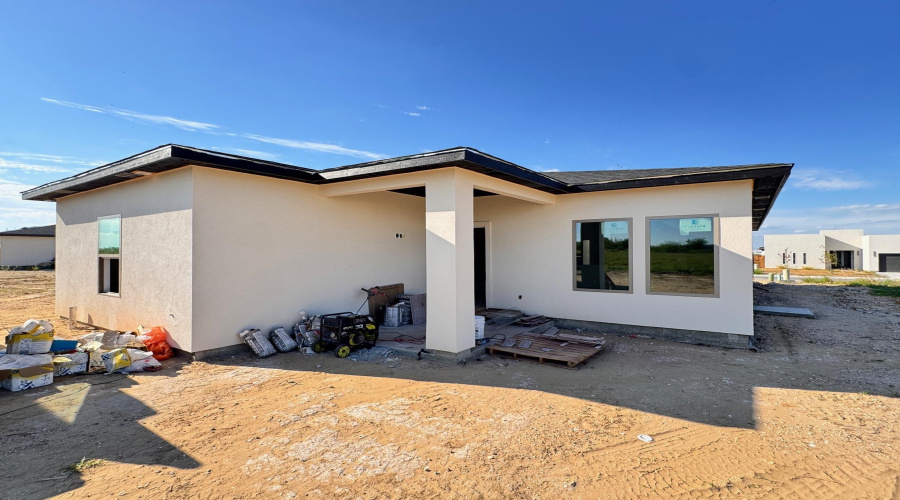 6709 El Freno, LAREDO, Texas 78046, 3 Bedrooms Bedrooms, 5 Rooms Rooms,2 BathroomsBathrooms,Residential,For Sale,6709 El Freno,20254324