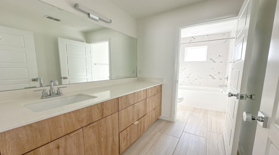 424 Deer Path Loop, Laredo, Texas 78045, 4 Bedrooms Bedrooms, 6 Rooms Rooms,2 BathroomsBathrooms,Residential,For Rent,424 Deer Path Loop,20254325