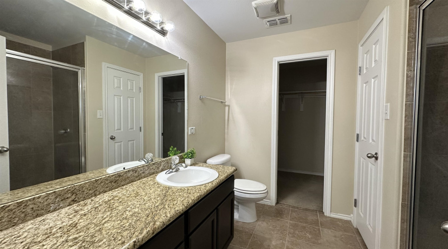 11214 Sierra Gorda Dr, Laredo, Texas 78045, 4 Bedrooms Bedrooms, 8 Rooms Rooms,3 BathroomsBathrooms,Residential,For Sale,11214 Sierra Gorda Dr,20254329