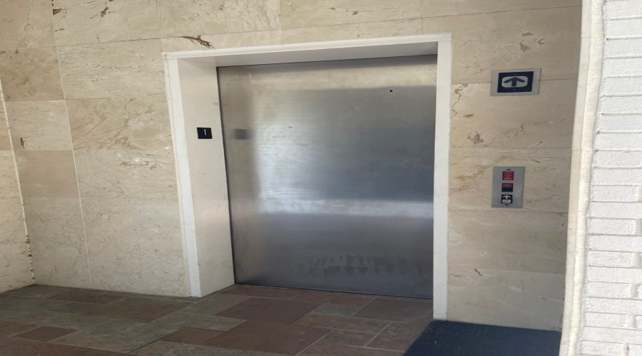 6262 McPherson Rd, Laredo, Texas 78041, 1 Room Rooms,2 BathroomsBathrooms,Commercial retail/office,For Rent,6262 McPherson Rd,20254439