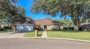 1502 Trevino Ct, LAREDO, Texas 78041, 3 Bedrooms Bedrooms, 6 Rooms Rooms,2 BathroomsBathrooms,Residential,For Sale,1502 Trevino Ct,20254330