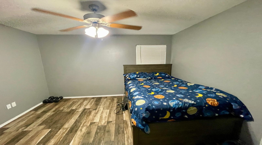2038 Port Miami St, LAREDO, Texas 78045-0000, 3 Bedrooms Bedrooms, 4 Rooms Rooms,2 BathroomsBathrooms,Residential,For Sale,2038 Port Miami St,20254331