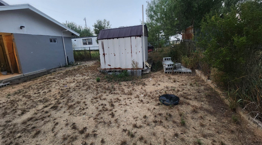 5308 Salvador Ln., Zapata, Texas 78076, 3 Bedrooms Bedrooms, 5 Rooms Rooms,1 BathroomBathrooms,Residential,For Sale,5308 Salvador Ln.,20254337
