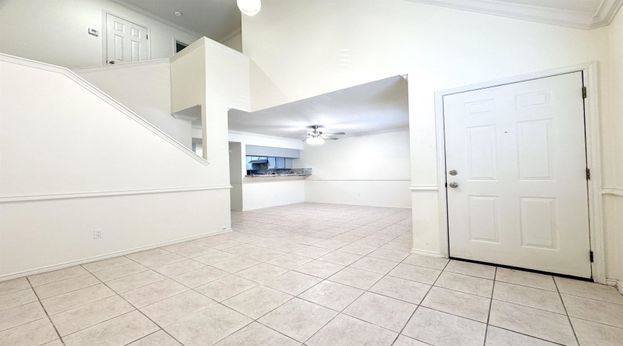 8710 McPherson Rd, Laredo, Texas 78045, 3 Bedrooms Bedrooms, 6 Rooms Rooms,3 BathroomsBathrooms,Residential,For Rent,8710 McPherson Rd,20254338