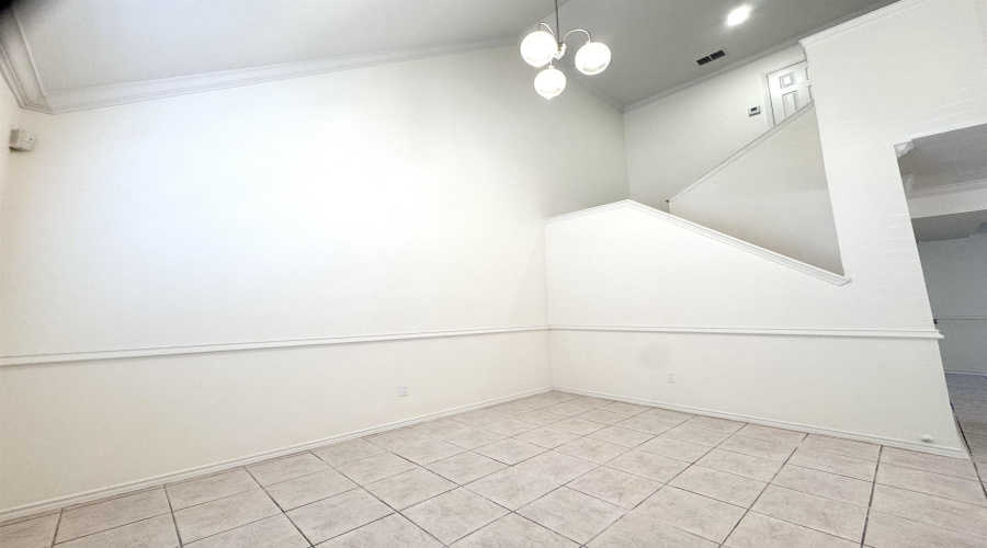 8710 McPherson Rd, Laredo, Texas 78045, 3 Bedrooms Bedrooms, 6 Rooms Rooms,3 BathroomsBathrooms,Residential,For Rent,8710 McPherson Rd,20254338