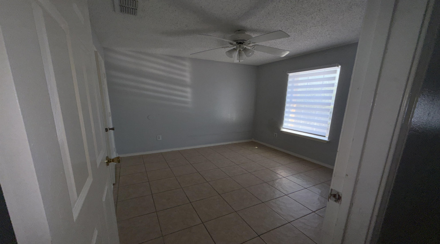 311 Soria Dr, Laredo, Texas 78046, 3 Bedrooms Bedrooms, 4 Rooms Rooms,2 BathroomsBathrooms,Residential,For Rent,311 Soria Dr,20254339