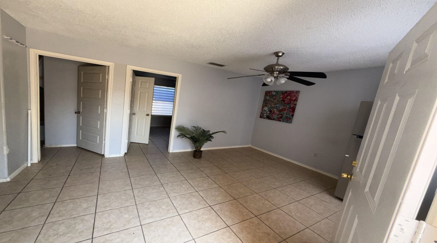 311 Soria Dr, Laredo, Texas 78046, 3 Bedrooms Bedrooms, 4 Rooms Rooms,2 BathroomsBathrooms,Residential,For Rent,311 Soria Dr,20254339