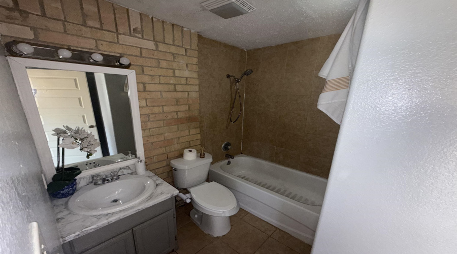 311 Soria Dr, Laredo, Texas 78046, 3 Bedrooms Bedrooms, 4 Rooms Rooms,2 BathroomsBathrooms,Residential,For Rent,311 Soria Dr,20254339
