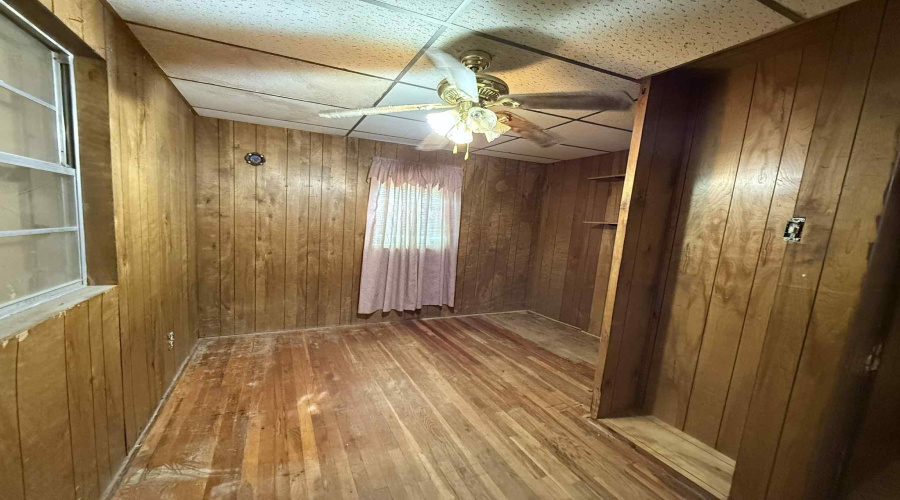 3020 Galveston St, Laredo, Texas 78043, 4 Bedrooms Bedrooms, 8 Rooms Rooms,2 BathroomsBathrooms,Residential,For Sale,3020 Galveston St,20254341