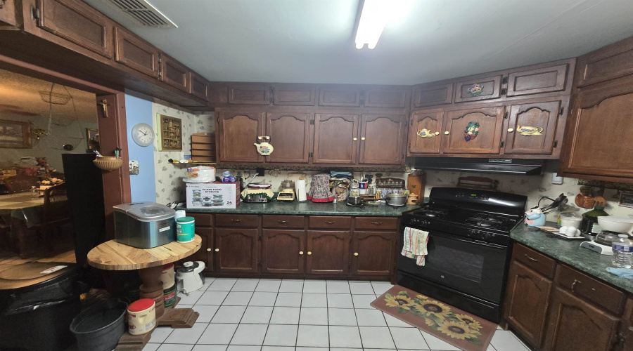 2604 Boulanger St, Laredo, Texas 78046, 4 Bedrooms Bedrooms, 9 Rooms Rooms,3 BathroomsBathrooms,Residential,For Sale,2604 Boulanger St,20254347