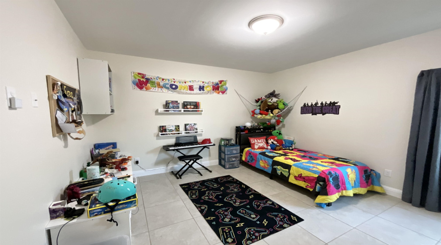 9957 Grotto Dr., Laredo, Texas 78045, 4 Bedrooms Bedrooms, 6 Rooms Rooms,2 BathroomsBathrooms,Residential,For Sale,9957 Grotto Dr.,20254353 9957 Grotto Dr., Laredo, Texas 78045, 4 Bedrooms Bedrooms, 6 Rooms Rooms,2 BathroomsBathrooms,Residential,For Sale,9957 Grotto Dr.,20254353