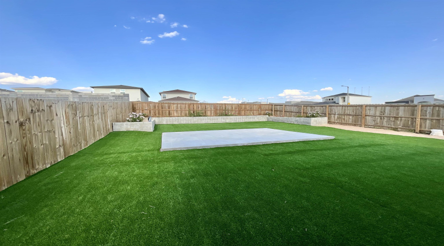 9957 Grotto Dr., Laredo, Texas 78045, 4 Bedrooms Bedrooms, 6 Rooms Rooms,2 BathroomsBathrooms,Residential,For Sale,9957 Grotto Dr.,20254353 9957 Grotto Dr., Laredo, Texas 78045, 4 Bedrooms Bedrooms, 6 Rooms Rooms,2 BathroomsBathrooms,Residential,For Sale,9957 Grotto Dr.,20254353